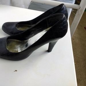 Style & Co Black Snakeskin Pumps Shoes Size 9